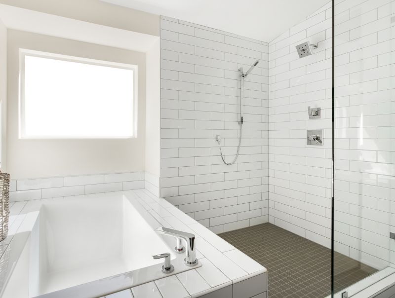 Products For Shower Tile Layings in use